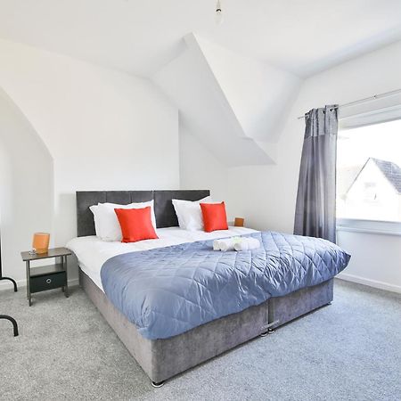 Super King Bed, Walking Distance To City Centre Appartement Cardiff Buitenkant foto